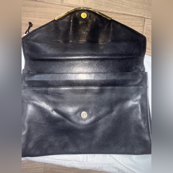 Vintage Saks Fifth Avenue Made in Italy Black Leather Envelope Clutch - Picture 8 of 10